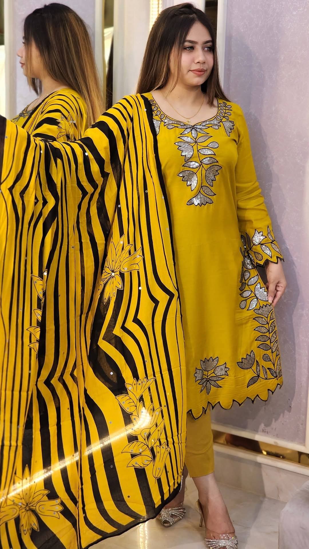 Sequence and embroidery work 3 piece set